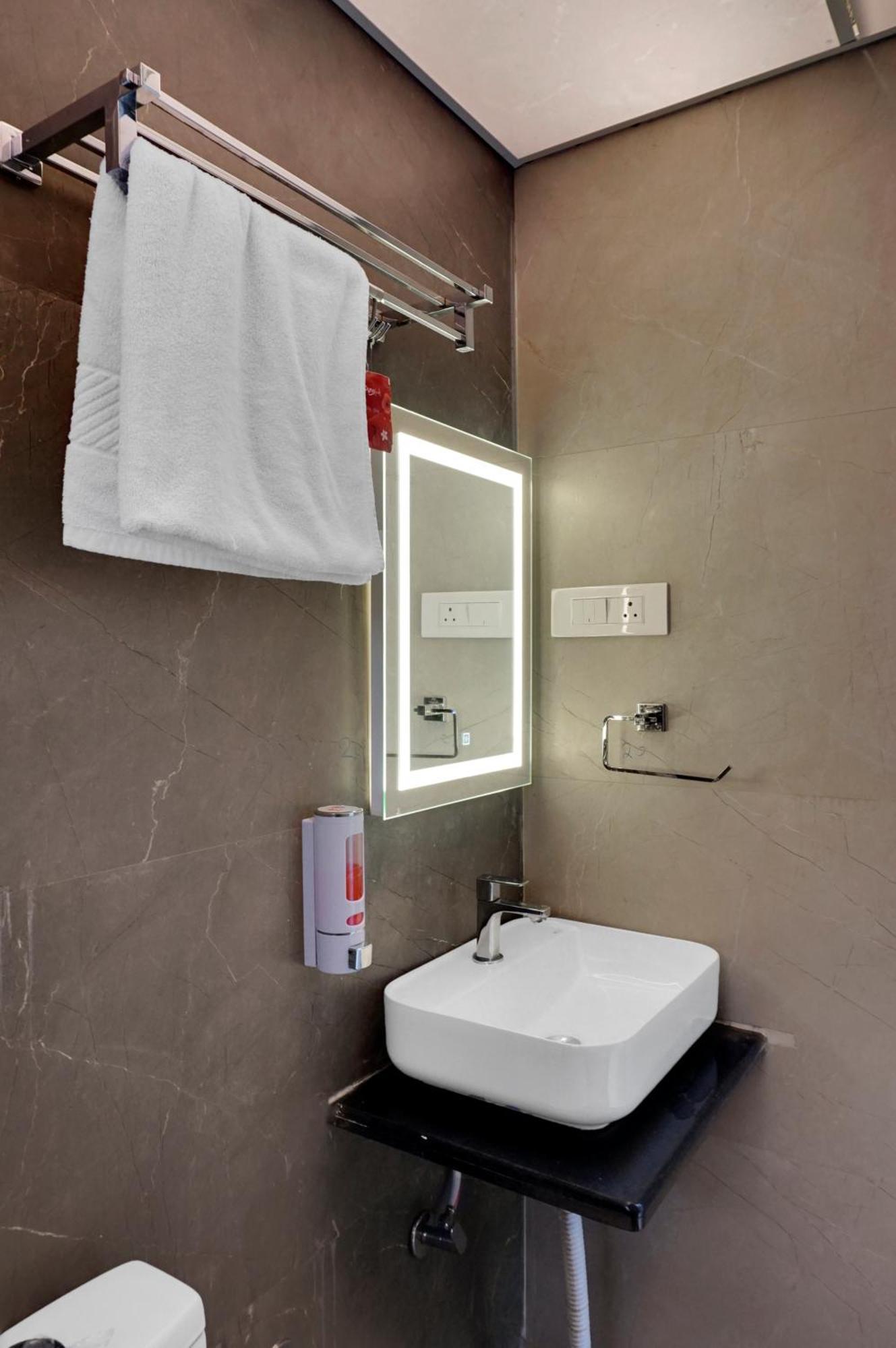 Hotel Sayba Executive Pune Dış mekan fotoğraf