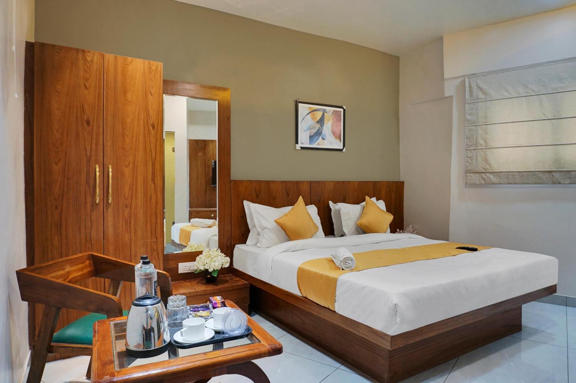 Hotel Sayba Executive Pune Dış mekan fotoğraf