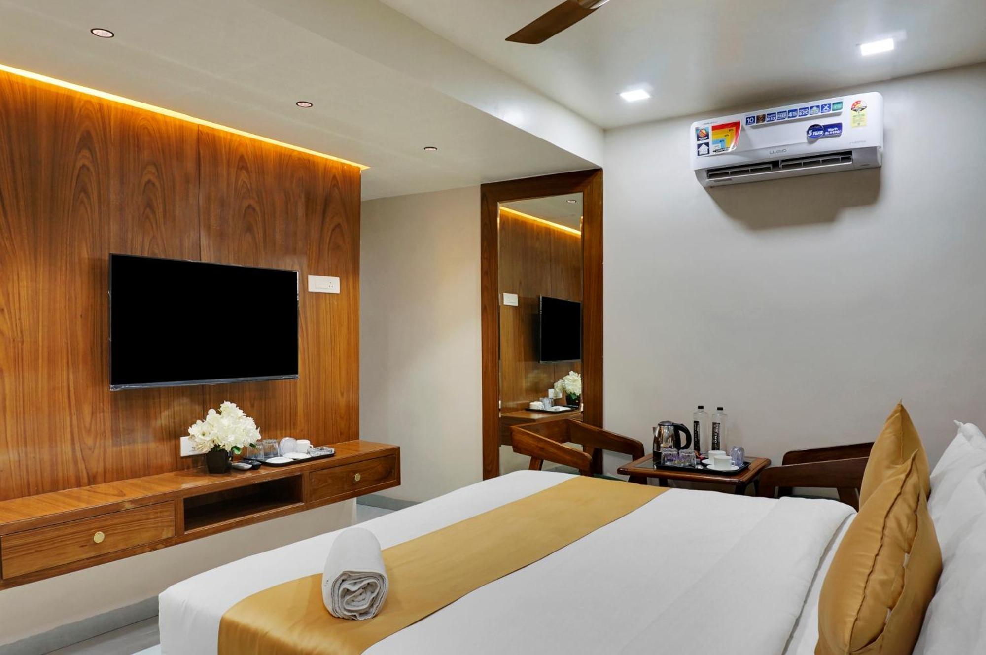 Hotel Sayba Executive Pune Dış mekan fotoğraf